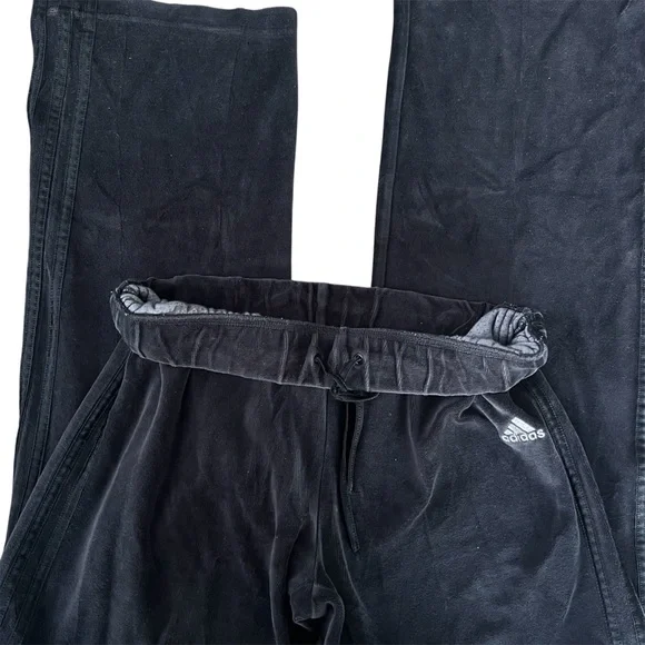 Adidas y2k wide leg velour sweatpants - Picture 3 of 6